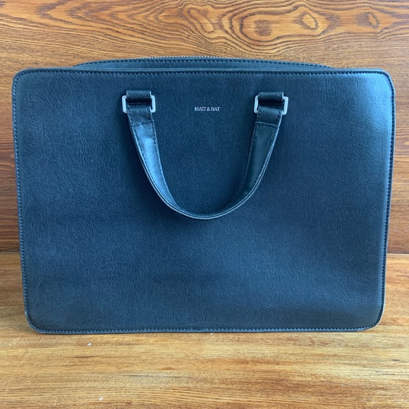 Matt & Nat Briefcase - Picture 1 of 7